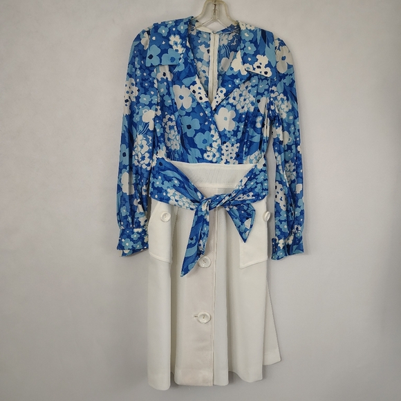 Vintage Dresses & Skirts - Vintage 70s Womens Blue and White Floral Mini Dress Mod